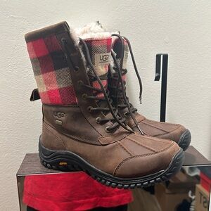 Ugg Adirondack Boot - Limited Edition Plaid